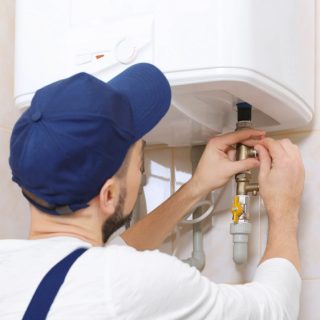 Vous souhaitez connaître les systèmes les plus performants pour chauffer son eau sanitaire ? Votre spécialiste Eco Solutions vous éclaire sur le sujet.